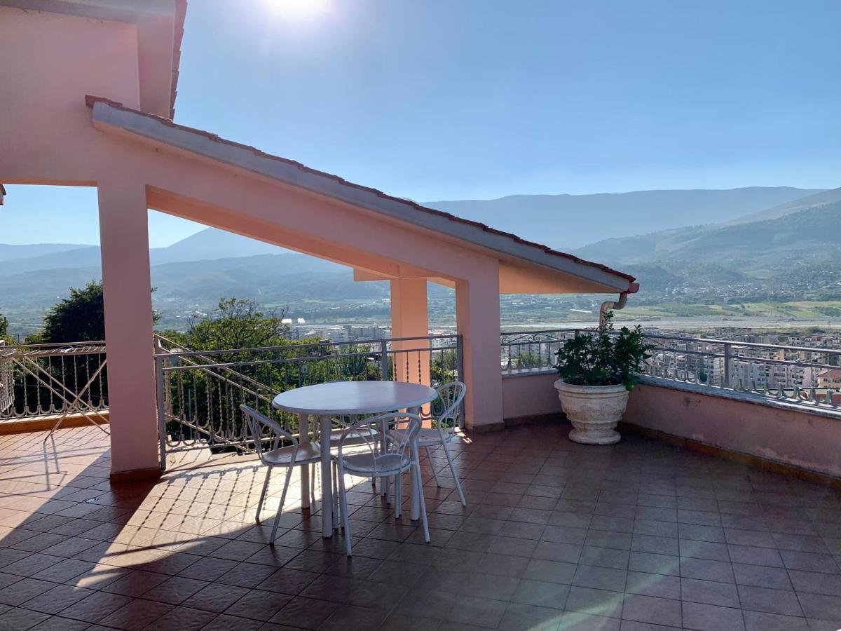 Guesthouse Villa Rosa Berat Eksteriør bilde